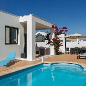 Carmen- Lanzarote Villa Playa Blanca (Lanzarote)